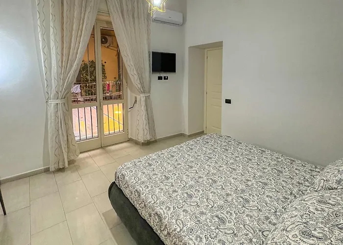 Stella Di San Gregorio 나폴리